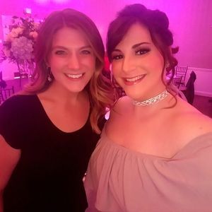 Meet your Posher, Christine